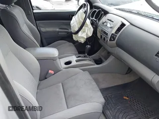 2005 Toyota Tacoma with VIN 5TEUU42NX5Z141199, listed as a IAAI auction lot 41569320 with 221,353 mi miles and . Bid and sale history available at DreamBid. Image 5.