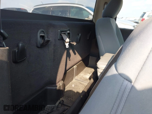 2013 Ram 1500 Express z VIN 3C6JR6AT5DG509659, wystawiony jako IAAI lot #42682018 z przebiegiem 138 816 mil mil oraz . Historia ofert i sprzedaży dostępna na DreamBid. Obrazek 8.