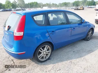 2009 Hyundai Elantra Touring с VIN KMHDC86E29U038101, выставлен на аукционе IAAI как лот 42455377 с пробегом 96 666 миль миль и . История ставок и продаж доступна на DreamBid. Изображение 4.
