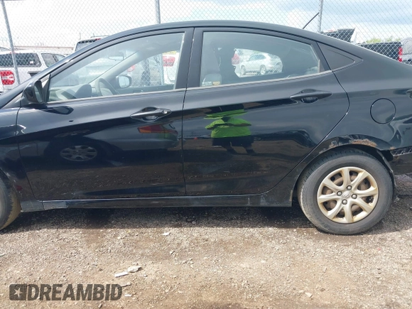 2012 Hyundai Accent GLS z VIN KMHCT4AE3CU046923, wystawiony jako IAAI lot #42225827 z przebiegiem 225 116 mil mil oraz . Historia ofert i sprzedaży dostępna na DreamBid. Obrazek 15.