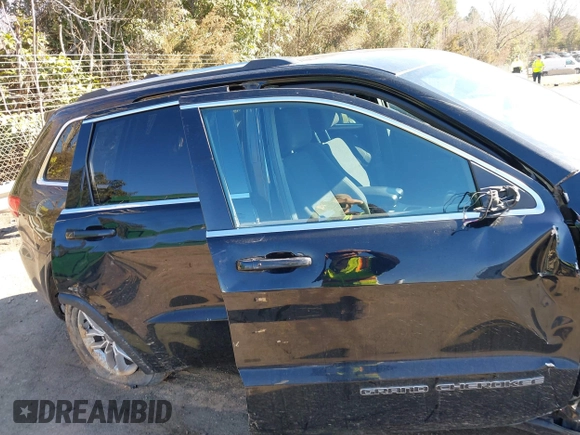 2017 Jeep Grand Cherokee Altitude z VIN 1C4RJFAG5HC802153, wystawiony jako IAAI lot #41651165 z przebiegiem 93 337 mil mil oraz . Historia ofert i sprzedaży dostępna na DreamBid. Obrazek 13.
