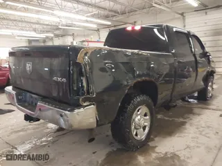 2018 Ram 2500 Tradesman with VIN 3C6UR5CJ3JG121229, listed as a IAAI auction lot 41679189 with 95,956 mi miles. Bid and sale history available at carsss.com. Image 4.