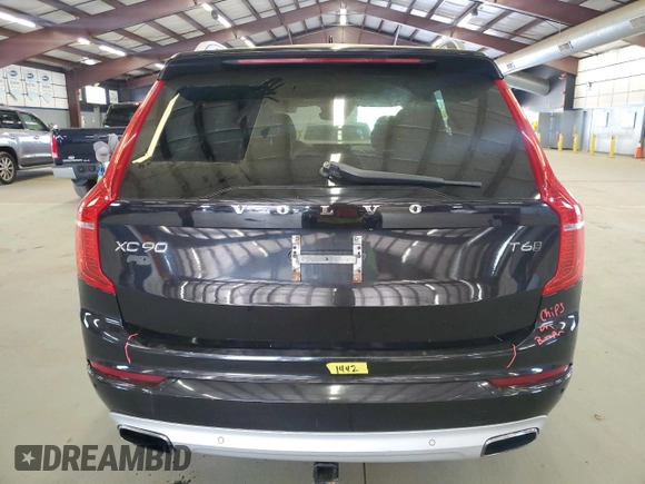 2016 Volvo XC90 T6 Momentum z VIN YV4A22PK6G1026881, wystawiony jako Copart lot #55110085 z przebiegiem 161 076 mil mil oraz Szkoda całkowita • Salvage title. Historia ofert i sprzedaży dostępna na DreamBid. Obrazek 6.