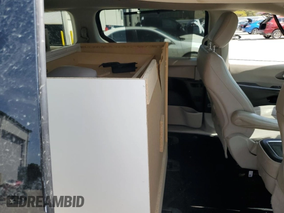 2021 Chrysler Pacifica Hybrid Touring L with VIN 2C4RC1L73MR603162, listed as a Copart auction lot 51253685 with Not provided miles and Salvage title. Bid and sale history available at DreamBid. Image 12.