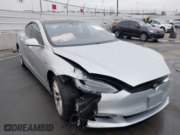 2016 Tesla Model S 70 with VIN 5YJSA1E17GF156514, listed as a IAAI auction lot 41869006 with 17,704 mi miles and . Bid and sale history available at DreamBid. Image 6.