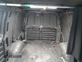2006 GMC Savana Cargo Van with VIN 1GTEG15X861118619, listed as a Copart auction lot 82440064 with 0 mi miles and Salvage Title. Bid and sale history available at carsss.com. Image 10.