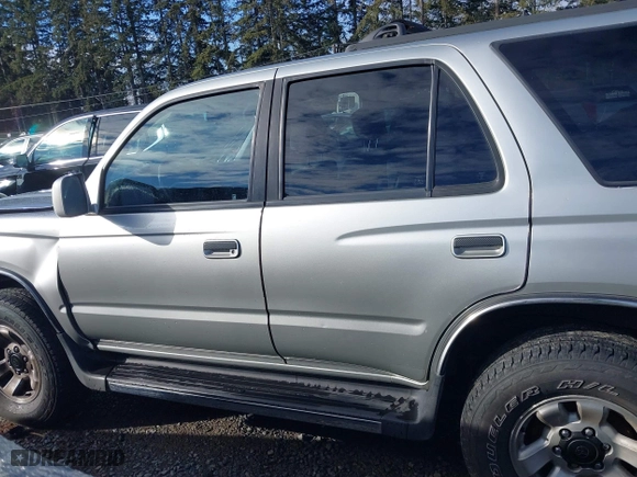 1999 Toyota 4Runner SR5 with VIN JT3HN86R3X0253157, listed as a IAAI auction lot 41539472 with 199,023 mi miles. Bid and sale history available at carsss.com. Image 15.