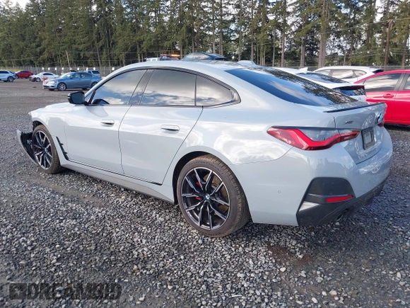 2024 BMW 4 Series 430i xDrive with VIN WBA73AV06RFR74187, listed as a IAAI auction lot 42017366 with 19,325 mi miles. Bid and sale history available at carsss.com. Image 3.