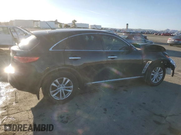 2014 Infiniti QX70 z VIN JN8CS1MU0EM450679, wystawiony jako Copart lot #49014645 z przebiegiem 212 186 mil mil oraz Szkoda całkowita • Salvage title. Historia ofert i sprzedaży dostępna na DreamBid. Obrazek 3.