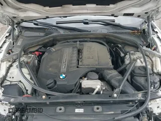 2014 BMW 5 Series 535i xDrive с VIN WBA5B3C53ED535782, выставлен на аукционе IAAI как лот 42700353 с пробегом 151 208 миль миль и . История ставок и продаж доступна на DreamBid. Изображение 18.