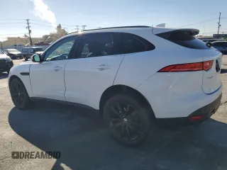 2019 Jaguar F-Pace 25t Prestige z VIN SADCK2FX4KA369159, wystawiony jako Copart lot #81105554 z przebiegiem 73 755 mil mil oraz Szkody całkowita. Historia ofert i sprzedaży dostępna na DreamBid. Obrazek 2.