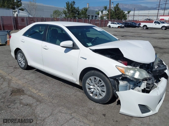 2014 Toyota Camry Hybrid LE with VIN 4T1BD1FK5EU135465, listed as a IAAI auction lot 41713264 with 158,750 mi miles. Bid and sale history available at carsss.com. Image 1.