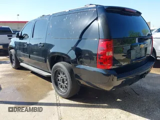 2014 Chevrolet Suburban LT with VIN 1GNSCJE03ER203943, listed as a IAAI auction lot 41982720 with 288,135 mi miles and . Bid and sale history available at DreamBid. Image 3.