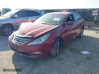 2011 Hyundai Sonata SE with VIN 5NPEC4AC6BH069729, listed as a IAAI auction lot 41800999 with 265,758 mi miles. Bid and sale history available at carsss.com. Image 2.