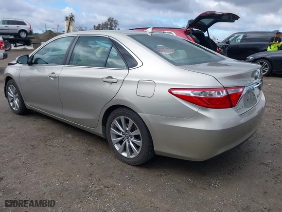 2016 Toyota Camry Hybrid LE with VIN 4T1BD1FK9GU177768, listed as a IAAI auction lot 41796608 with NaN miles. Bid and sale history available at carsss.com. Image 3.