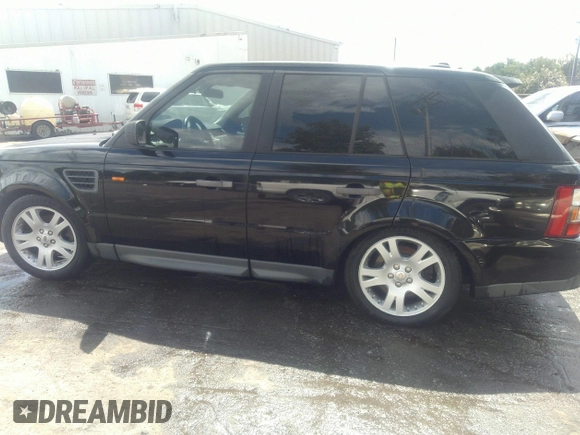2006 Land Rover Range Rover Sport HSE with VIN SALSF25436A978101, listed as a IAAI auction lot 37261680 with 224,780 mi miles and . Bid and sale history available at DreamBid. Image 14.
