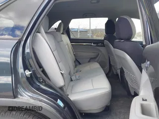 2013 Kia Sorento LX with VIN 5XYKT4A21DG333508, listed as a IAAI auction lot 41863120 with 110,219 mi miles. Bid and sale history available at carsss.com. Image 8.