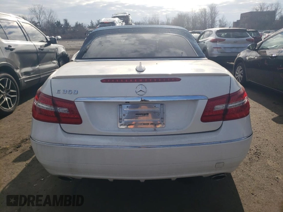 2011 Mercedes-Benz E 350 с VIN WDDKK5GF0BF085504, выставлен на аукционе Copart как лот 87591645 с пробегом 139 792 миль миль и Чистый • Clean title. История ставок и продаж доступна на DreamBid. Изображение 6.
