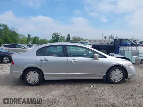 2007 Honda Civic with VIN JHMFA36267S028464, listed as a IAAI auction lot 42215413 with 121,682 mi miles and . Bid and sale history available at DreamBid. Image 13.