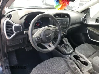 2022 Kia Soul LX with VIN KNDJ23AU8N7801887, listed as a Copart auction lot 47099145 with 22,684 mi miles and Salvage Title. Bid and sale history available at carsss.com. Image 8.
