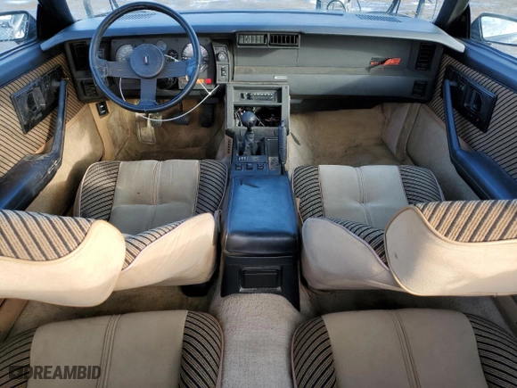 1984 Chevrolet Camaro Z28 Sport with VIN 1G1AP87G7EL175104, listed as a Copart auction lot 86895534 with 27,874 mi miles and Salvage Title. Bid and sale history available at carsss.com. Image 8.