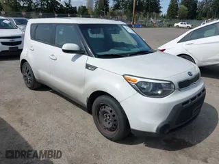2014 Kia Soul with VIN KNDJN2A26E7062339, listed as a IAAI auction lot 41992434 with 176,541 mi miles. Bid and sale history available at carsss.com. Image 1.
