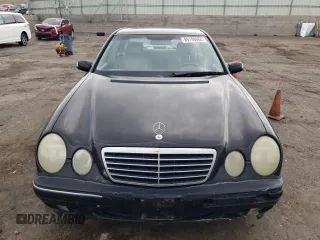 2000 Mercedes-Benz E-Class with VIN WDBJF65J5YB068297, listed as a Copart auction lot 69199004 with 236,751 mi miles and Salvage Title. Bid and sale history available at carsss.com. Image 5.