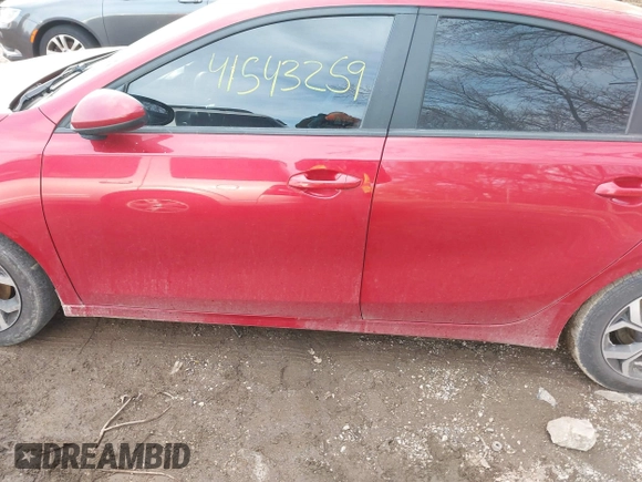 2020 Kia Forte LXS with VIN 3KPF24AD6LE222809, listed as a IAAI auction lot 41543259 with 147,978 mi miles. Bid and sale history available at carsss.com. Image 14.