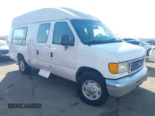 2007 Ford Econoline Cargo Commercial with VIN 1FTNS24W47DB08151, listed as a IAAI auction lot 41449205 with 638,815 mi miles and . Bid and sale history available at carsss.com. Image 1.