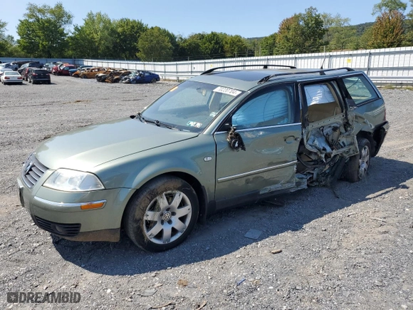 2003 Volkswagen Passat GLX with VIN WVWYH63B23E326238, listed as a Copart auction lot 70220704 with 167,857 mi miles and Salvage Title. Bid and sale history available at carsss.com. Image 1.