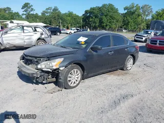 2013 Nissan Altima 2.5 SL with VIN 1N4AL3AP8DC207206, listed as a IAAI auction lot 39507311 with 173,710 mi miles. Bid and sale history available at carsss.com. Image 2.