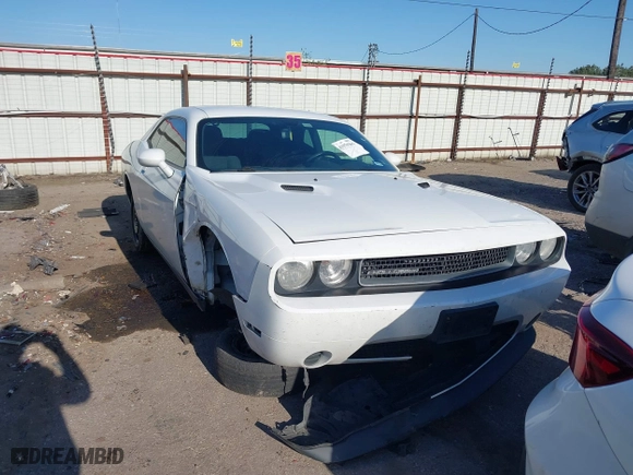 2013 Dodge Challenger SXT with VIN 2C3CDYAGXDH616189, listed as a IAAI auction lot 41979561 with 149,496 mi miles. Bid and sale history available at carsss.com. Image 1.