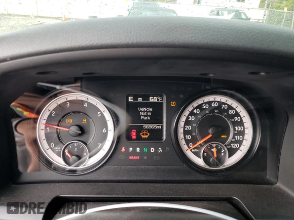 2017 Ram 1500 Express z VIN 1C6RR7FT7HS690036, wystawiony jako Copart lot #55170375 z przebiegiem 56 965 mil mil oraz Szkoda całkowita • Salvage title. Historia ofert i sprzedaży dostępna na DreamBid. Obrazek 9.