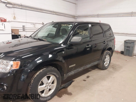 2008 Ford Escape XLT with VIN 1FMCU93108KA04863, listed as a IAAI auction lot 42131438 with 126,439 mi miles. Bid and sale history available at carsss.com. Image 6.