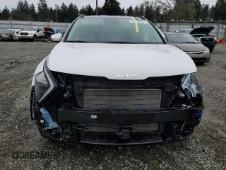 2024 Kia Sportage SX-Prestige with VIN 5XYK5CDF4RG226771, listed as a Copart auction lot 50733955 with 10,167 mi miles and Salvage Title. Bid and sale history available at carsss.com. Image 5.