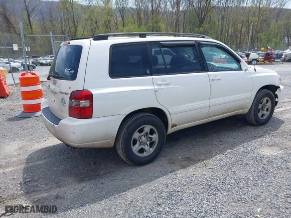 2007 Toyota Highlander w/3rd Row with VIN JTEEP21AX70193588, listed as a IAAI auction lot 42041329 with 244,278 mi miles. Bid and sale history available at carsss.com. Image 4.