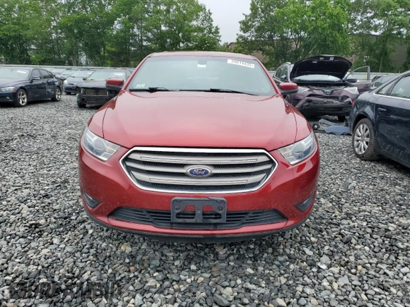 2015 Ford Taurus SEL с VIN 1FAHP2H83FG174011, выставлен на аукционе Copart как лот 59014435 с пробегом 72 676 миль миль и Чистый • Clean title. История ставок и продаж доступна на DreamBid. Изображение 5.