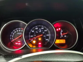 2011 Nissan Versa S z VIN 3N1BC1AP1BL424748, wystawiony jako Copart lot #59333105 z przebiegiem 167 489 mil mil oraz Szkoda całkowita • Salvage title. Historia ofert i sprzedaży dostępna na DreamBid. Obrazek 9.