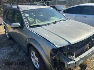 2006 Ford Freestyle Limited with VIN 1FMDK06196GA55036, listed as a Copart auction lot 43992055 with 1 mi miles and Clean Title. Bid and sale history available at carsss.com. Image 1.