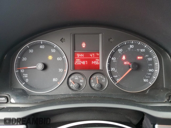 2008 Volkswagen Jetta Wolfsburg Edition with VIN 3VWRJ71K78M170620, listed as a Copart auction lot 85801314 with 200,487 mi miles and Salvage title. Bid and sale history available at DreamBid. Image 9.