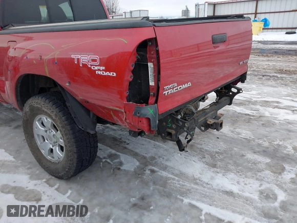 2009 Toyota Tacoma with VIN 5TEUU42N29Z630198, listed as a IAAI auction lot 41626550 with 141,173 mi miles. Bid and sale history available at carsss.com. Image 6.