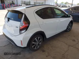 2018 Toyota Prius One with VIN JTDKDTB32J1600004, listed as a IAAI auction lot 42030186 with 61,568 mi miles and . Bid and sale history available at DreamBid. Image 4.