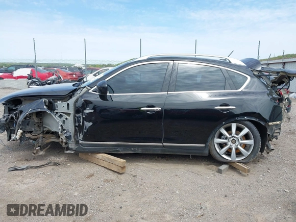 2011 Infiniti EX Journey z VIN JN1AJ0HP7BM801316, wystawiony jako IAAI lot #41971552 z przebiegiem 175 310 mil mil oraz . Historia ofert i sprzedaży dostępna na DreamBid. Obrazek 14.
