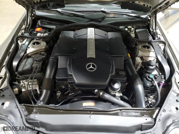 2004 Mercedes-Benz SL-Class with VIN WDBSK75F54F075450, listed as a Copart auction lot 44590525 with 49,967 mi miles and Clean Title. Bid and sale history available at carsss.com. Image 11.