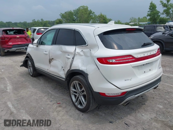 2017 Lincoln MKC Reserve with VIN 5LMCJ3D9XHUL55999, listed as a IAAI auction lot 42691155 with Not provided miles and . Bid and sale history available at DreamBid. Image 3.