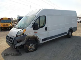 2018 Ram ProMaster Cargo with VIN 3C6URVJG1JE152160, listed as a IAAI auction lot 41758214 with 91,856 mi miles. Bid and sale history available at carsss.com. Image 18.