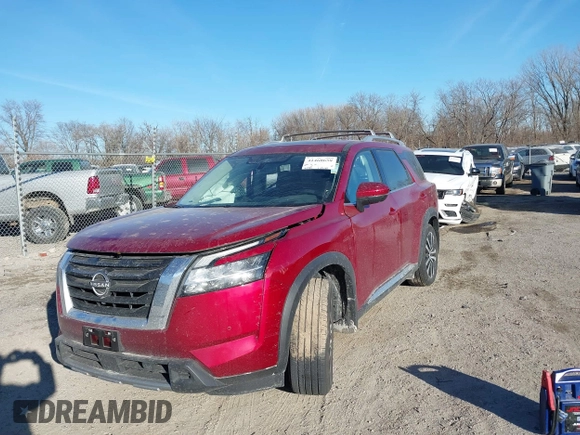 2024 Nissan Pathfinder Platinum z VIN 5N1DR3DJ1RC205331, wystawiony jako IAAI lot #41460658 z przebiegiem 22 980 mil mil oraz . Historia ofert i sprzedaży dostępna na DreamBid. Obrazek 17.