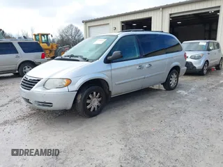 2006 Chrysler Town & Country LWB Touring with VIN 2A4GP54LX6R859617, listed as a IAAI auction lot 41484842 with 283,845 mi miles. Bid and sale history available at carsss.com. Image 2.