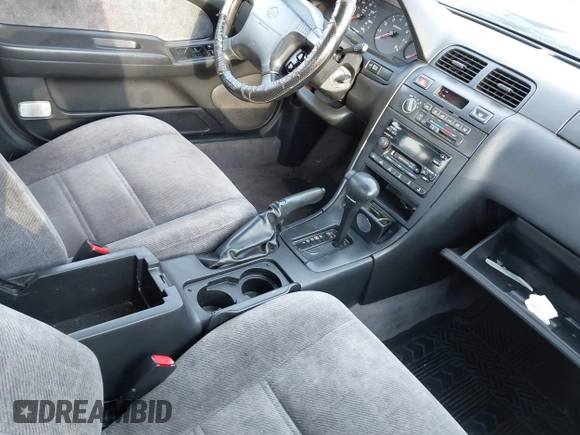 1999 Nissan Maxima GXE с VIN JN1CA21D5XT224092, выставлен на аукционе IAAI как лот 41895314 с пробегом Не указан миль и . История ставок и продаж доступна на DreamBid. Изображение 5.