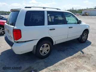 2004 Honda Pilot EX with VIN 2HKYF18664H550277, listed as a IAAI auction lot 41966015 with 285,700 mi miles. Bid and sale history available at carsss.com. Image 4.
